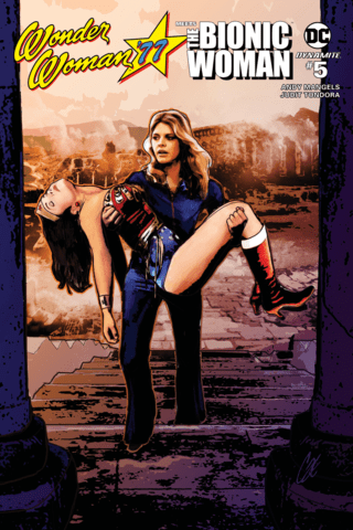 Imagen de apoyo de Wonder Woman/Bionic Woman 77' #5